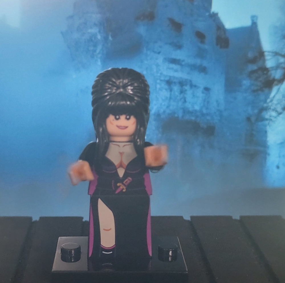 Elvira minifigure building block